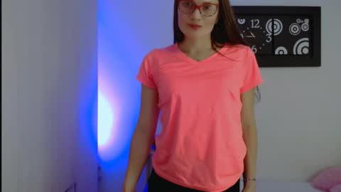 Snapshot of camila_ventura chatting on 05/06/26, 02:44 Camila ventura online show from 05/06/26, 02:44