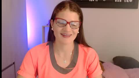 Camila ventura online show from 06/07/26, 12:09