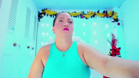 Snapshot of camilaa_foxxx chatting on 12/29/24, 10:03 camilaa foxxx online show from 12/29/24, 10:03