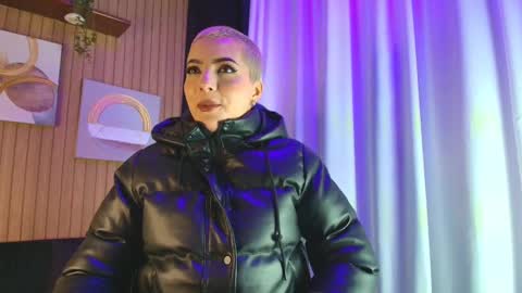    online show from 11/20/25, 05:18