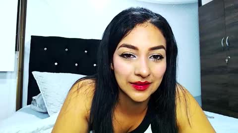 Camila online show from 11/07/25, 02:00