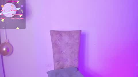 Snapshot of camilacoxx chatting on 07/03/26, 12:17 online show from 07/03/26, 12:17