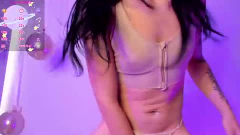 Snapshot of camilacoxx chatting on 07/03/26, 02:23 online show from 07/03/26, 02:23