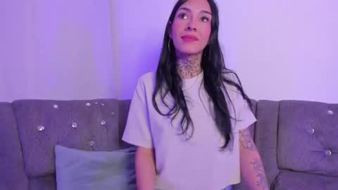 Snapshot of camilacoxx chatting on 07/28/26, 05:03 online show from 07/28/26, 05:03