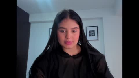 camilagomez_ch online show from 01/05/25, 05:09