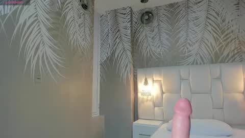 Camila  online show from 12/16/25, 02:27