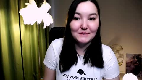 Snapshot of camilamartiez chatting on 04/30/26, 11:49 camilamartiez online show from 04/30/26, 11:49