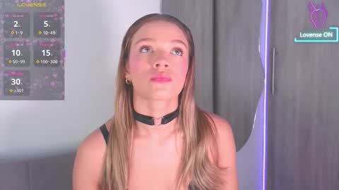 Camila Monroee  online show from 02/02/26, 02:16