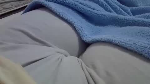 flash 50 tokens BIG CLIT  tits pussy. masturbation big clit 150 tokens fingers inside pussy 1000 tk  pump big clit 300 tk online show from 02/26/26, 09:03