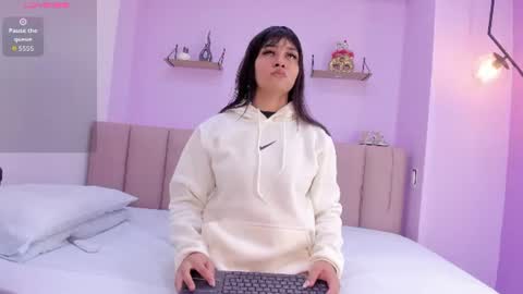 camila online show from 07/12/26, 12:18