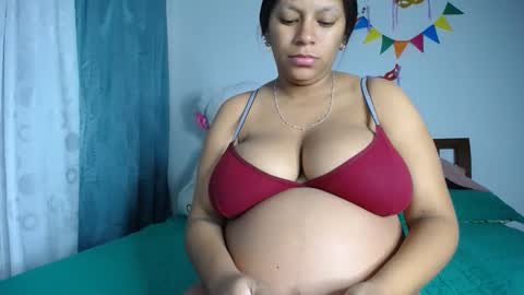 Snapshot of camilasex0 chatting on 02/20/26, 04:07 camilasex0 online show from 02/20/26, 04:07