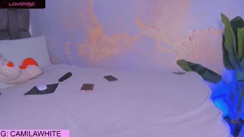 MARIA CAMILA        online show from 09/24/25, 08:23