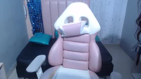 Snapshot of camilawilliams707rs chatting on 10/01/25, 02:06 camilawilliams707rs online show from 10/01/25, 02:06