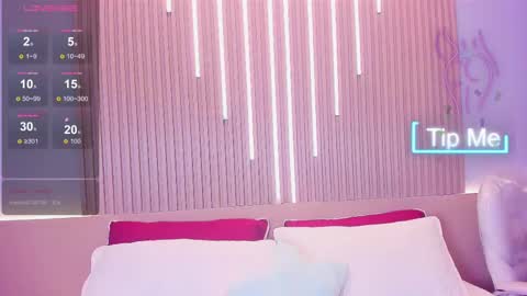 Snapshot of camile_cute chatting on 11/21/25, 08:29 camile_cute online show from 11/21/25, 08:29