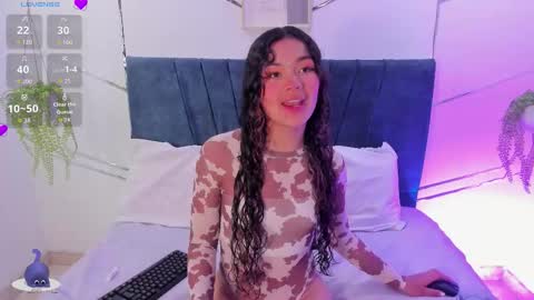 camilla_miller01 online show from 09/20/25, 12:50