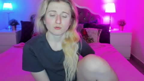 camilladreamer online show from 01/09/26, 07:04