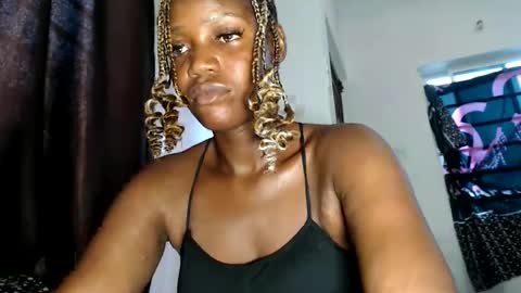 camillasoofine online show from 05/28/26, 11:51