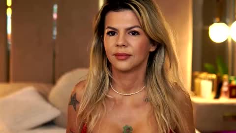 Snapshot of camillastarr chatting on 01/11/26, 04:23 Camy online show from 01/11/26, 04:23