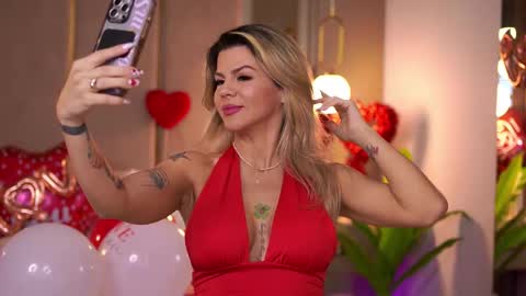 Snapshot of camillastarr chatting on 02/15/26, 04:36 Camy online show from 02/15/26, 04:36