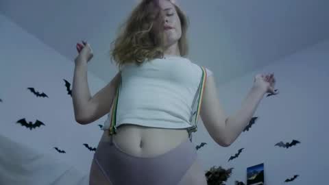 Camille online show from 10/22/25, 01:39