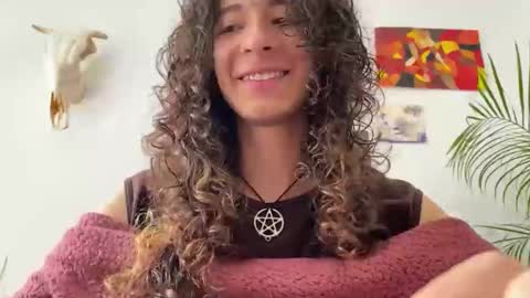  Camille   online show from 11/04/25, 04:06