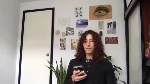 Snapshot of camille_delrey chatting on 03/27/26, 05:01 Camille online show from 03/27/26, 05:01