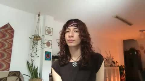 Snapshot of camille_delrey chatting on 05/14/26, 07:09 Camille online show from 05/14/26, 07:09