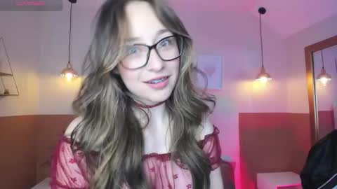Snapshot of camille_eyes chatting on 03/24/26, 01:38 camille online show from 03/24/26, 01:38