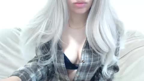 Snapshot of camillebunny chatting on 05/03/26, 02:50 CamilleBunny online show from 05/03/26, 02:50