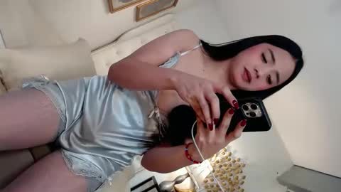 Snapshot of camillejoson chatting on 05/13/26, 12:52 camillejoson online show from 05/13/26, 12:52