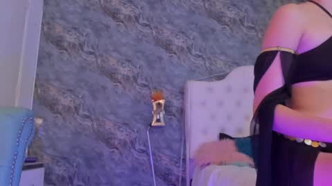 C A M I L L E N    Help me get to the top online show from 01/15/25, 01:45