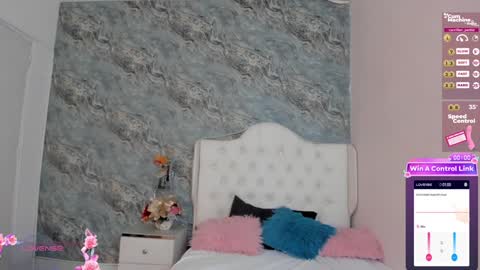 C A M I L L E N    Help me get to the top online show from 01/17/25, 11:07