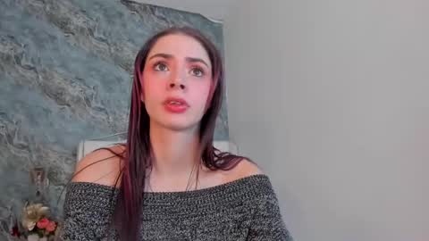 C A M I L L E N    Help me get to the top online show from 02/05/25, 07:31