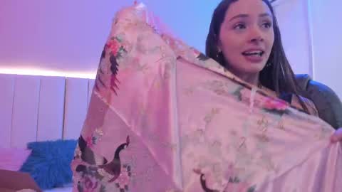 C A M I L L E N    Help me get to the top online show from 09/11/25, 09:48