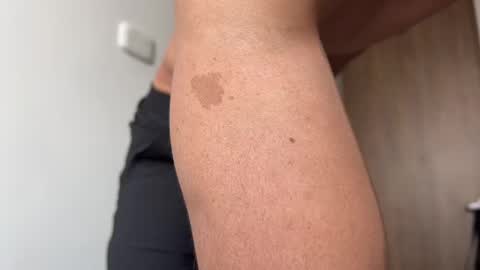 Snapshot of camilo__ chatting on 01/17/25, 05:30 camilo online show from 01/17/25, 05:30