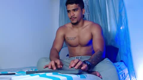 camilo_contre21 online show from 12/19/24, 10:32