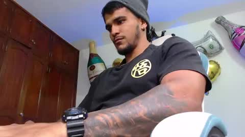camilo_contre21 online show from 07/11/26, 08:55
