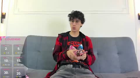 Snapshot of camilo_stark chatting on 06/30/26, 02:56 Camilo online show from 06/30/26, 02:56