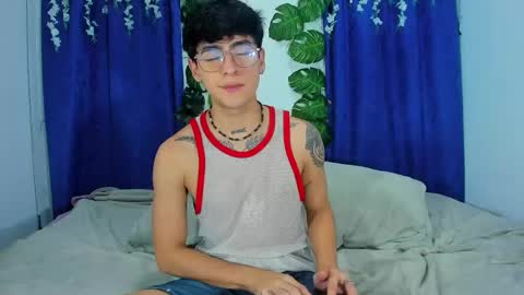 Snapshot of camilo_xcam chatting on 02/22/25, 06:30 CAMILO online show from 02/22/25, 06:30