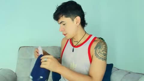 Snapshot of camilo_xcam chatting on 09/28/25, 09:20 CAMILO online show from 09/28/25, 09:20