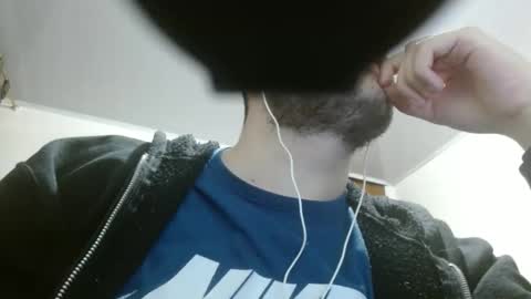 Snapshot of camiloking17 chatting on 12/14/25, 07:25 camilo online show from 12/14/25, 07:25