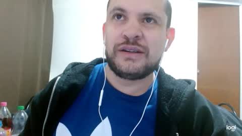 Snapshot of camiloking17 chatting on 04/13/26, 12:49 camilo online show from 04/13/26, 12:49