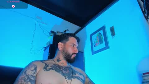 Snapshot of camilomayer chatting on 10/07/25, 05:54 Camilo online show from 10/07/25, 05:54