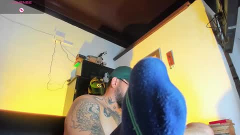 Snapshot of camilomayer chatting on 10/11/25, 02:59 Camilo online show from 10/11/25, 02:59