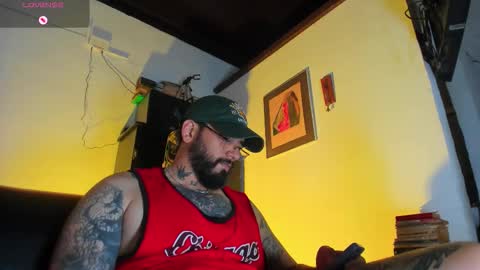 Snapshot of camilomayer chatting on 10/23/25, 03:11 Camilo online show from 10/23/25, 03:11