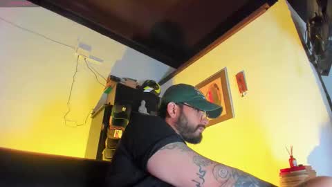 Snapshot of camilomayer chatting on 12/03/25, 02:37 Camilo online show from 12/03/25, 02:37