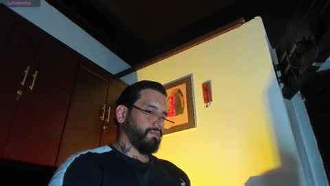 Snapshot of camilomayer chatting on 02/11/26, 03:50 Camilo online show from 02/11/26, 03:50