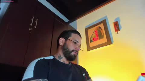 Snapshot of camilomayer chatting on 03/25/26, 02:56 Camilo online show from 03/25/26, 02:56