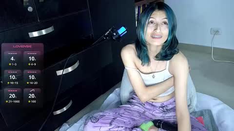 Cami  online show from 10/05/25, 02:10