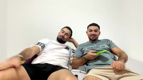 camilor_30 online show from 11/14/25, 08:57